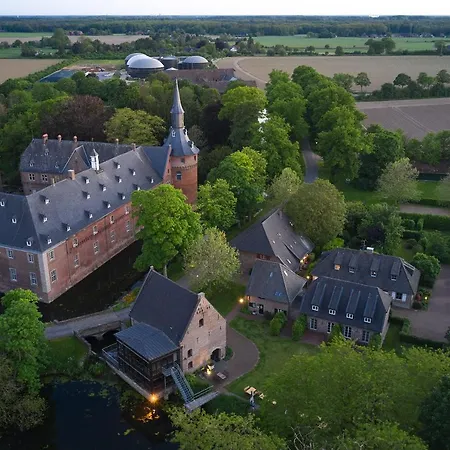 Hotel Schloss 3*
