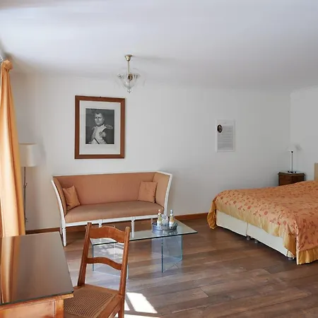 Schloss Hotel 3*