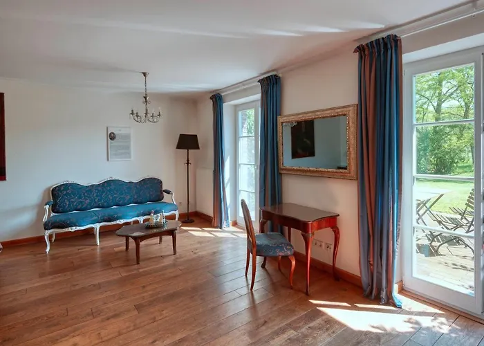 Schloss Отель Веце