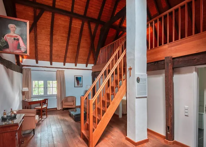 Schloss Отель 3*