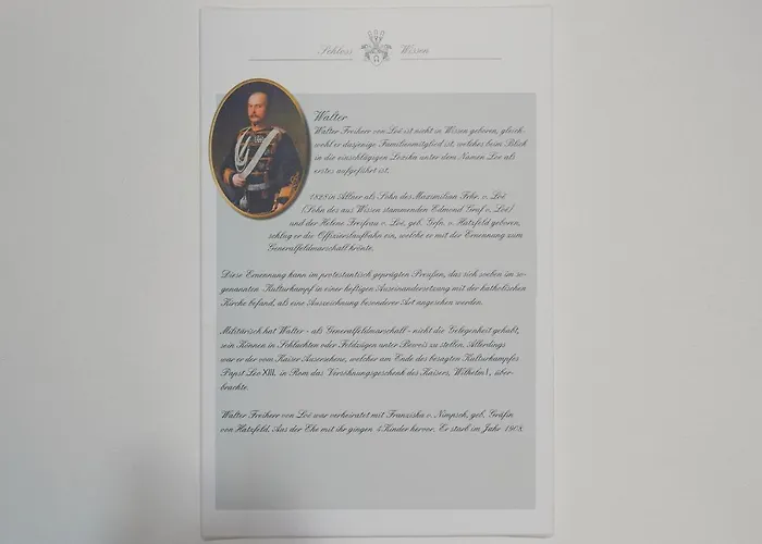 Schloss Отель Веце