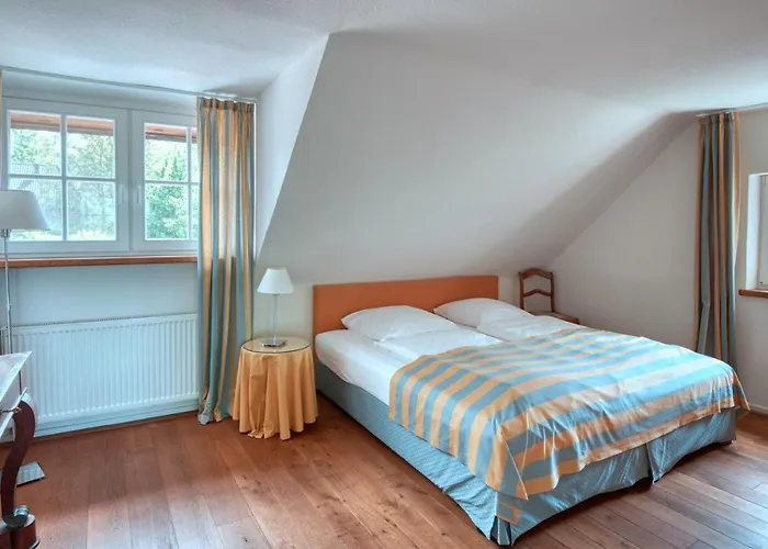 Hotel Schloss 3*